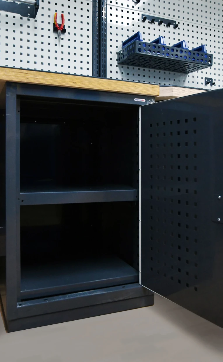 Верстак FBK 205.357-2 купить в Апатитах Верстак FBK 205.357-2 купить в Апатитах