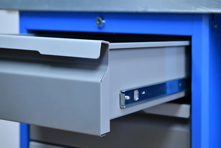 Верстак PRF 141.15.2-1 купить в Апатитах Верстак PRF 141.15.2-1 купить в Апатитах