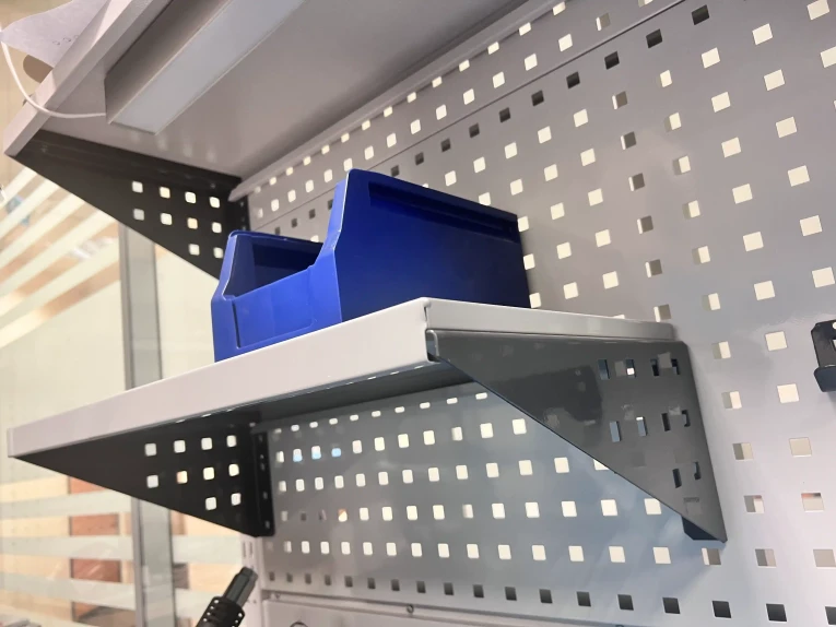 Верстак CTR 1832.S123.13-2F купить в Апатитах Верстак CTR 1832.S123.13-2F купить в Апатитах