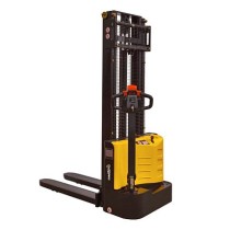 Штабелер электрический самоходный EST122 (1200 кг; 3 м; 24В / 105Ач) SMARTLIFT (SMART) Штабелер электрический самоходный EST122 (1200 кг; 3 м; 24В / 105Ач) SMARTLIFT (SMART)