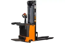 Штабелер электрический самоходный с платформой 1,5 т - 4,5 м Вилы: 1150 , АКБ Свинцово - кислотная, CL1545W SIBLINE Штабелер электрический самоходный с платформой 1,5 т - 4,5 м Вилы: 1150 , АКБ Свинцово - кислотная, CL1545W SIBLINE