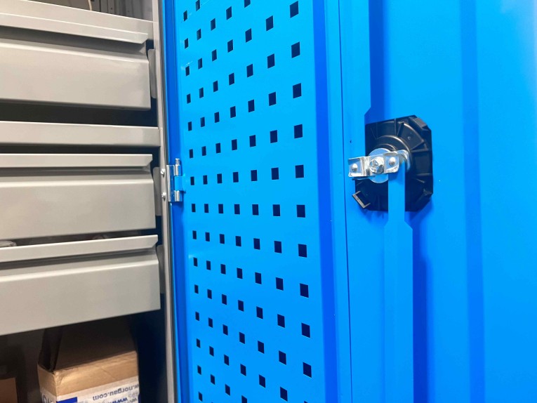 Шкаф инструментальный TNC 181.6B.S1 купить в Апатитах Шкаф инструментальный TNC 181.6B.S1 купить в Апатитах