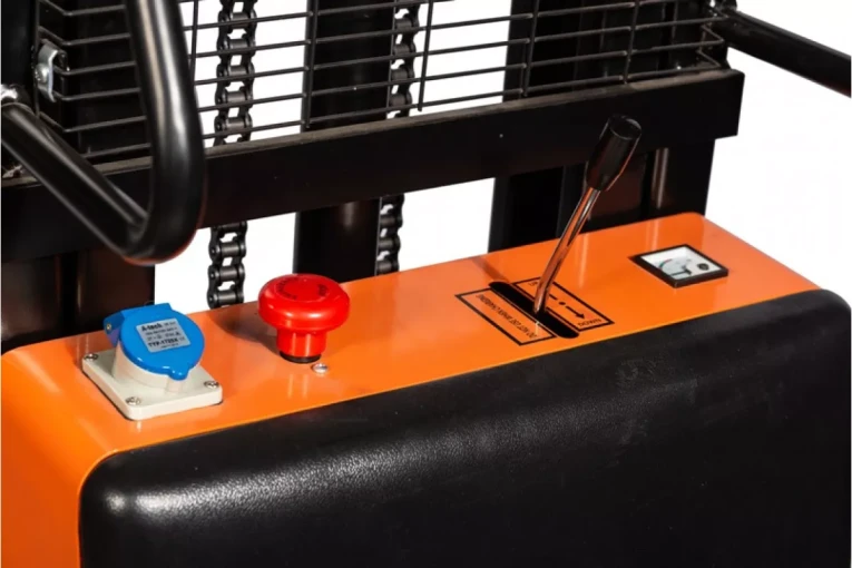 Штабелер электрический самоходный, поводковый 1,2 т-3,5м Вилы: 1150 , АКБ Li - Ion, CL1235J SIBLINE купить в Апатитах Штабелер электрический самоходный, поводковый 1,2 т-3,5м Вилы: 1150 , АКБ Li - Ion, CL1235J SIBLINE купить в Апатитах