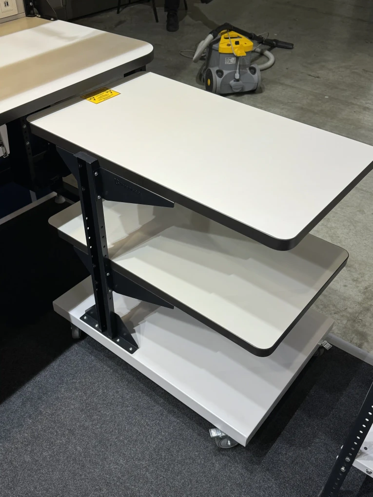 Подкатной антистатический стол SPC A купить в Апатитах Подкатной антистатический стол SPC A купить в Апатитах