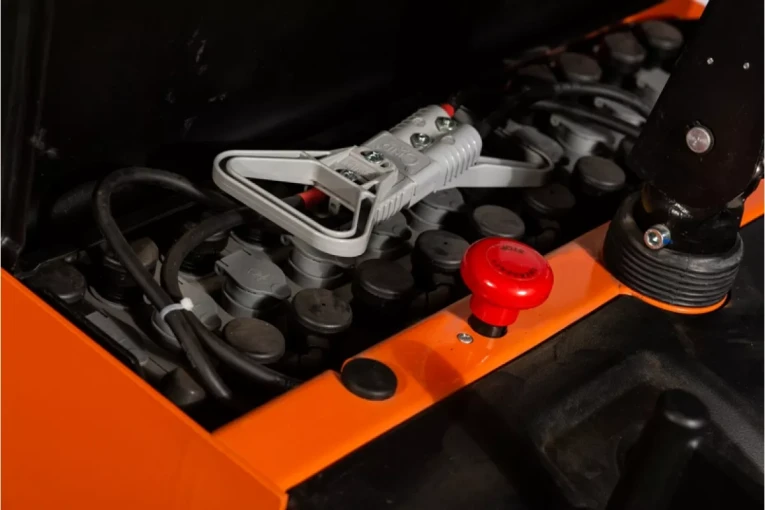 Штабелер электрический самоходный 1,5 т - 3,6 м Вилы: 1150 , АКБ Свинцово - кислотная, CL1536W SIBLINE купить в Апатитах Штабелер электрический самоходный 1,5 т - 3,6 м Вилы: 1150 , АКБ Свинцово - кислотная, CL1536W SIBLINE купить в Апатитах