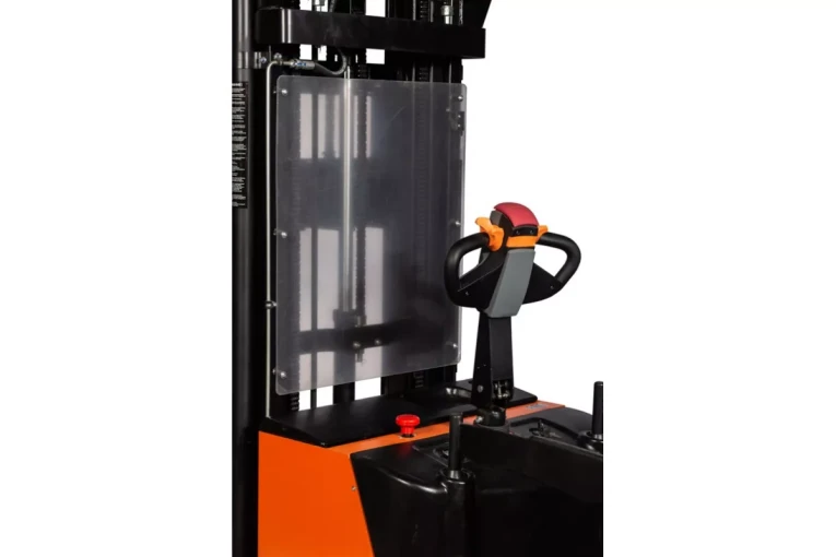 Штабелер электрический самоходный 1,6 т - 4,6 м Вилы: 1150 , АКБ Свинцово - кислотная, CL1646GP SIBLINE купить в Апатитах