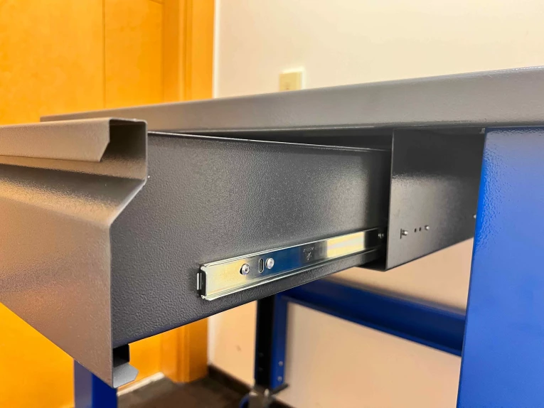 Стол промышленный PLC 10.3 купить в Апатитах Стол промышленный PLC 10.3 купить в Апатитах